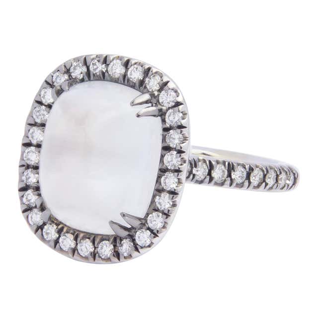 H. Stern 18 Karat White Gold and Diamond 'Metropolis' Ring For Sale at ...