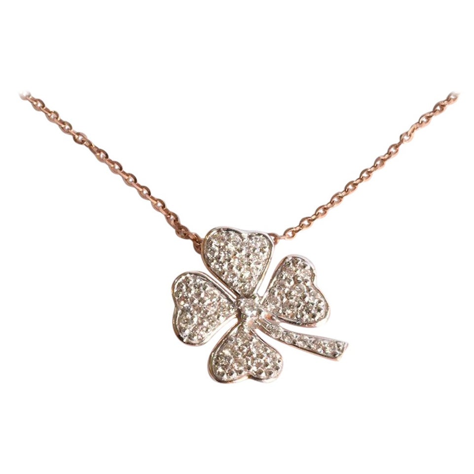 14k Gold Four Leaf Clover Pendant Necklace Diamond Clover Charm Necklace For Sale