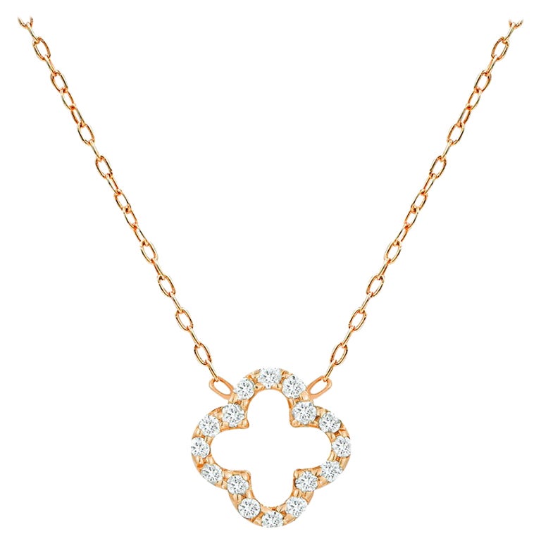 18k Gold Diamond Clover Necklace Minimalist Lucky Clover Necklace For Sale
