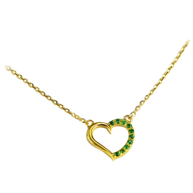 14K Gold Emerald Heart Necklace Valentine Jewelry For Sale at 1stDibs