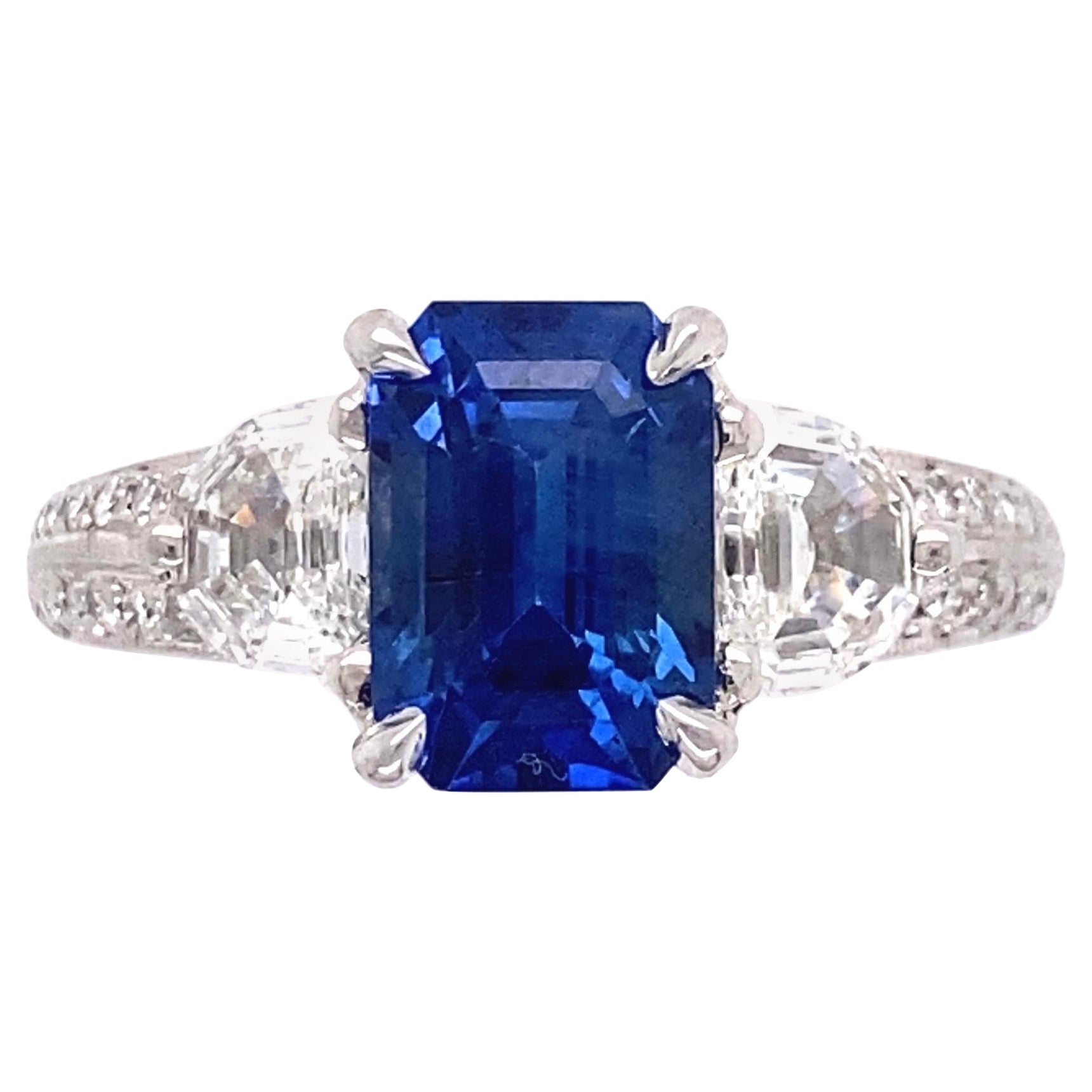 3.00 Carat Emerald Cut Sapphire and Diamond Platinum Ring Estate Fine Jewelry For Sale