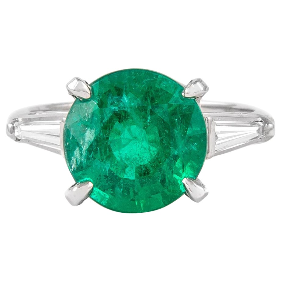 3.92ct Round Emerald with Diamond Three-Stone Ring Platinum For Sale