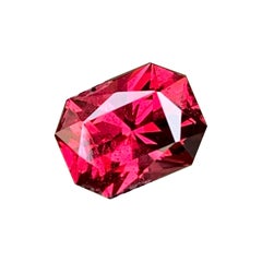Fantastique bijou en grenat de Malawi rouge vif de 2,45 carats, pierres précieuses non serties