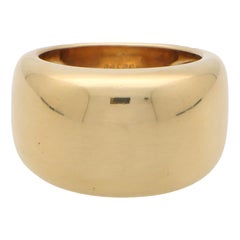 Vintage Cartier New Wave Ring in 18k Yellow Gold
