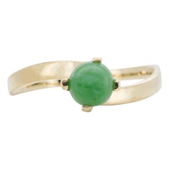 Classic 14K Yellow Gold Ring with 0.20 Ct Natural Jade