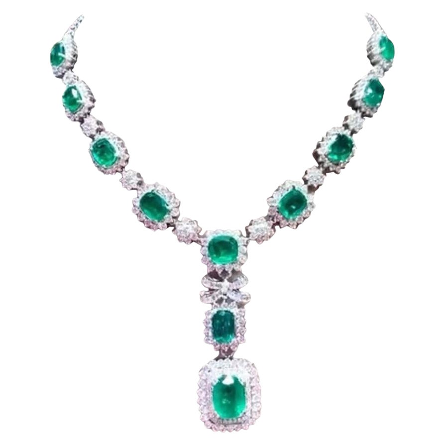 AIG Certified 41.00 Ct Zambian Emeralds 14.00 Ct Diamonds 18K Gold Necklace  For Sale