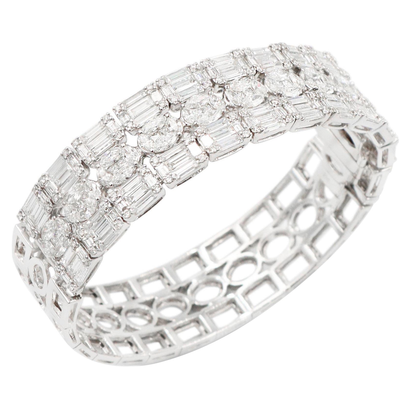 Emilio Jewelry 12.39 Carat Diamond Bangle 