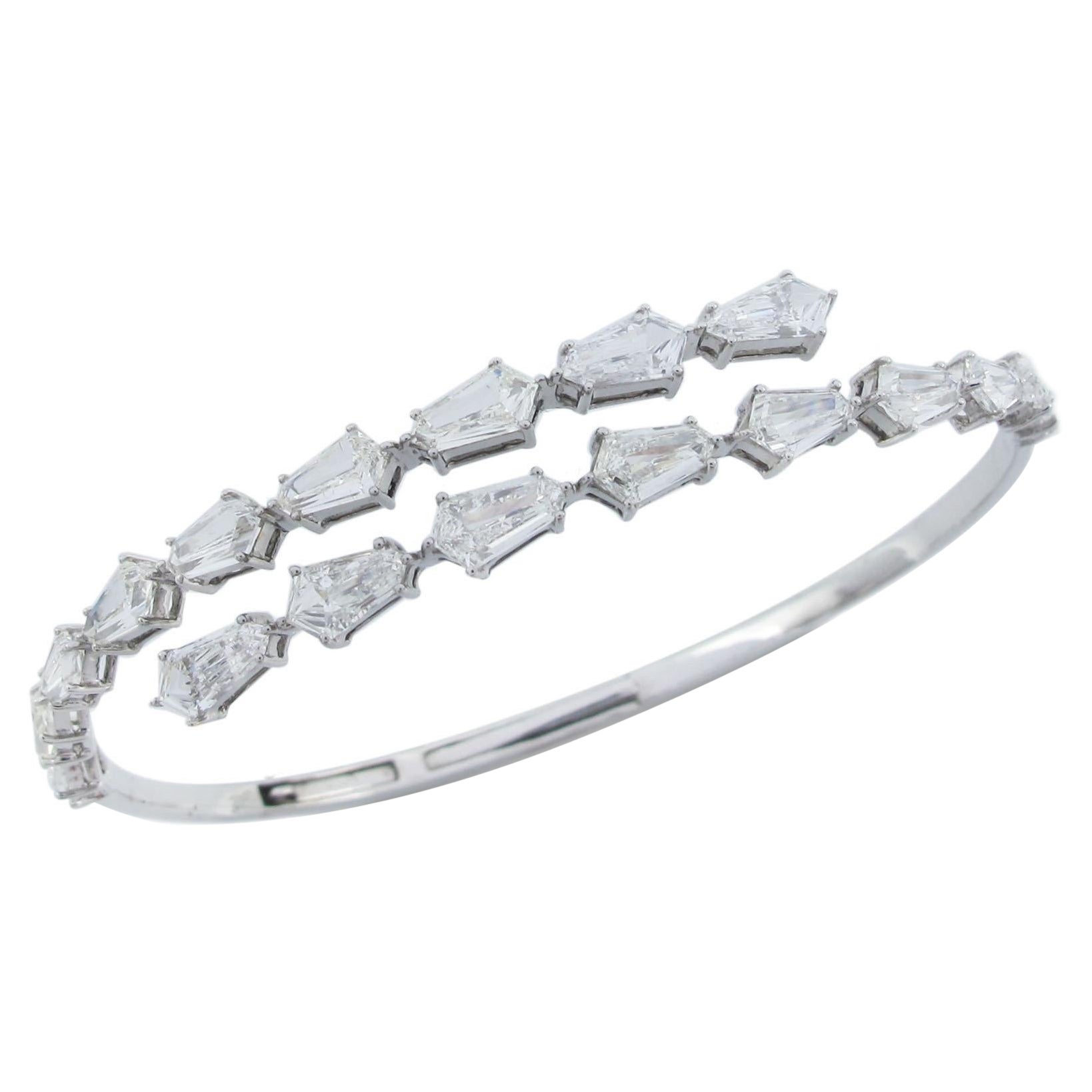 Emilio Jewelry Kite Diamond Bangle 
