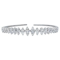 Emilio Jewelry Bracelet jonc souple en diamants taille marquise 