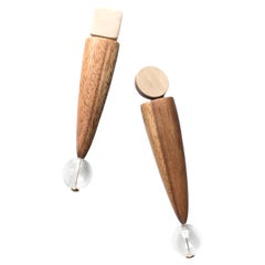 Yonet Ohrringe aus geschnitztem Holz mit Baumeln