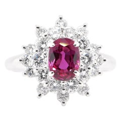 1,50 Karat natürlicher Rubin und Diamant Doppel-Halo-Ring aus Platin