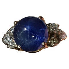 Bague ancienne en saphir bleu étoilé certifié birman de 10,18 carats et diamants