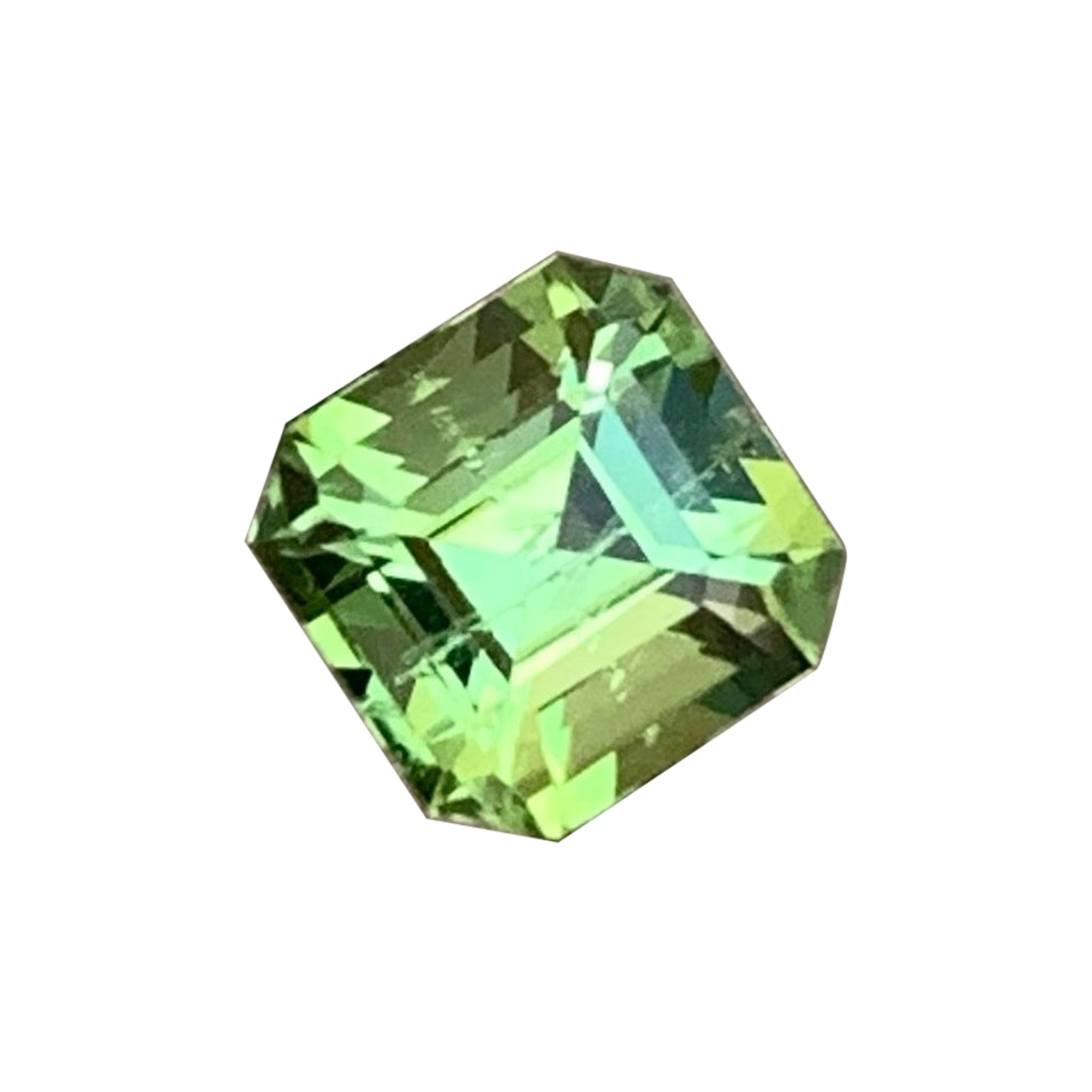 Magnifique bijou en tourmaline bleu verdâtre de 1,25 carat en vente