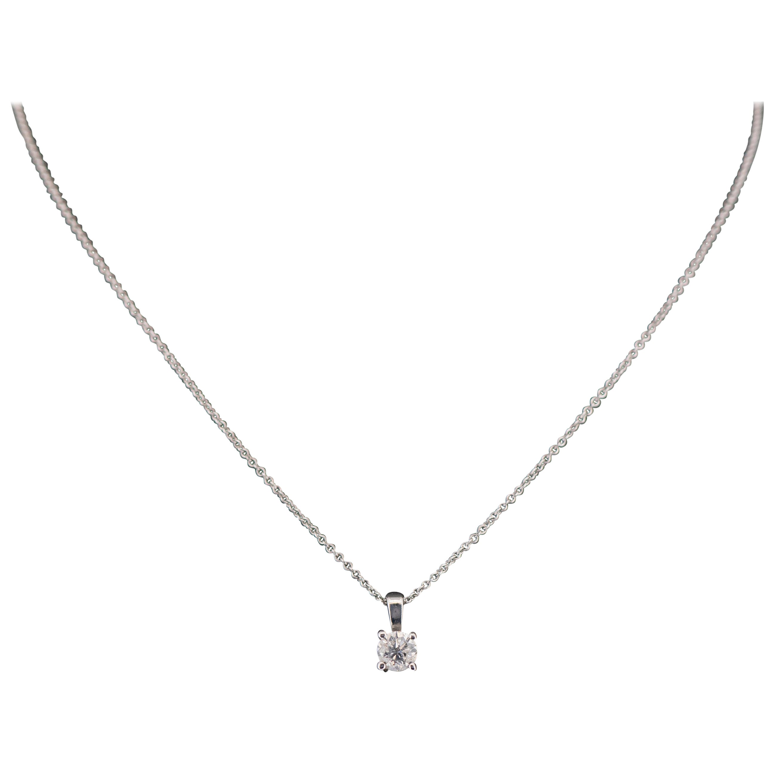 0.32 Carat Emerald Cut Bezel Set Diamond Necklace For Sale at 1stDibs