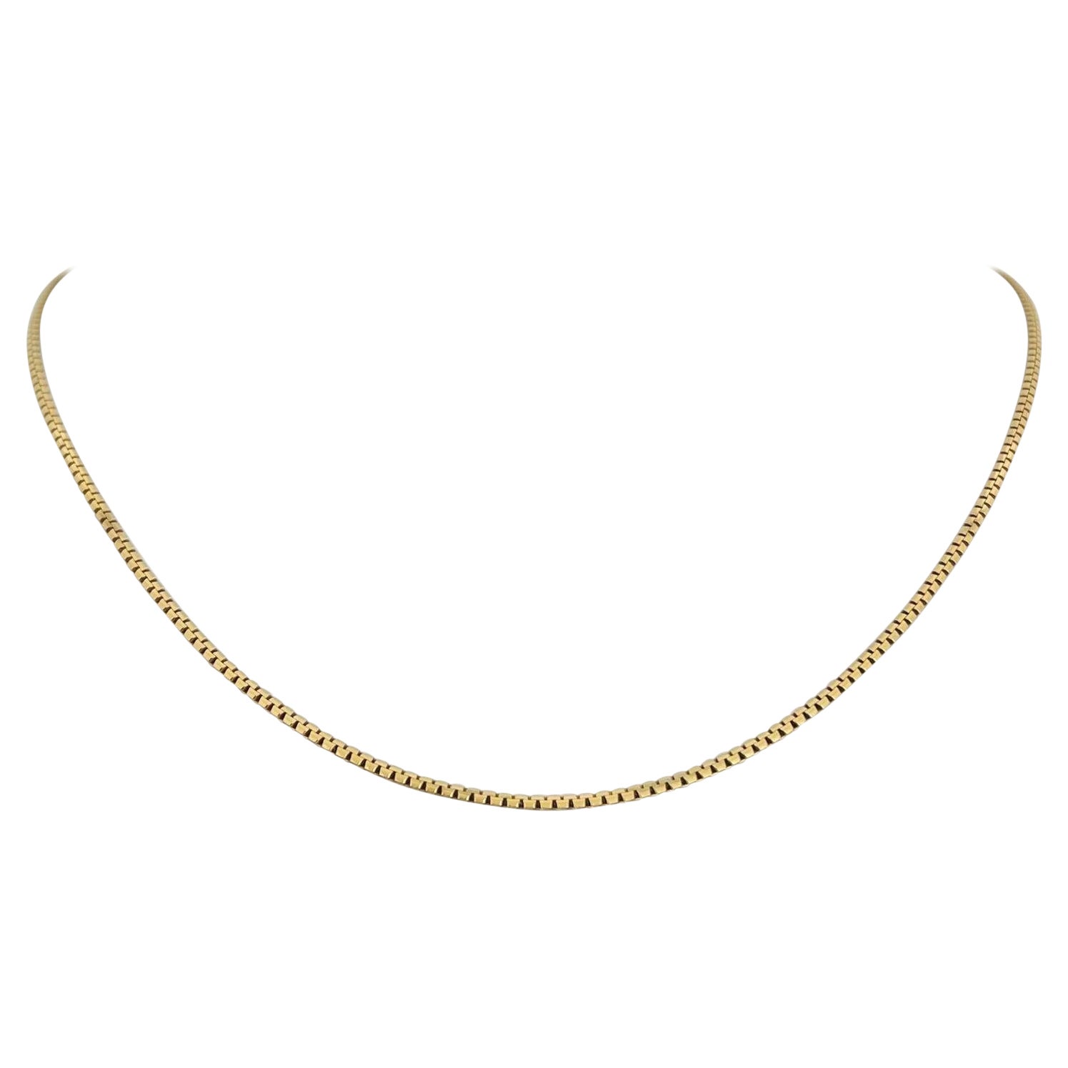 18 Karat Yellow Gold Light Thin Ladies Box Link Chain Necklace, Italy