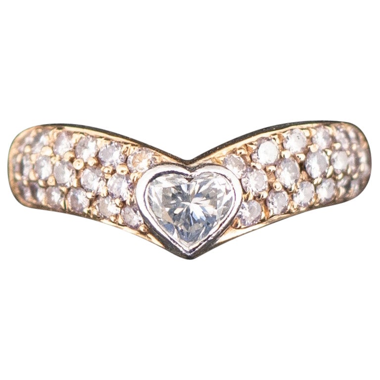 18ct Rose Gold 0.25ct Heart Diamond & Rose Tinted Pave Diamond Ring 5.6g For Sale