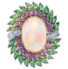 Anello Sunita Nahata Opale in oro giallo 18 carati con pietre multiple e diamanti