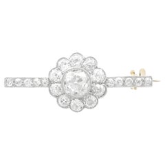Antiguo broche de barra con diamantes de 1,62 quilates