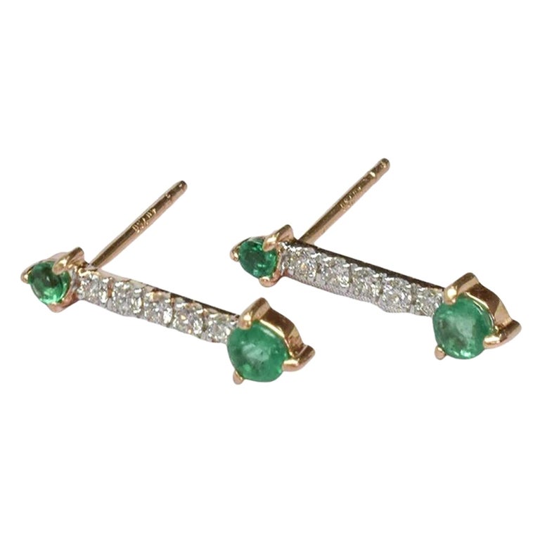 18k Gold Emerald Earrings with Round Diamond Stud Earrings For Sale