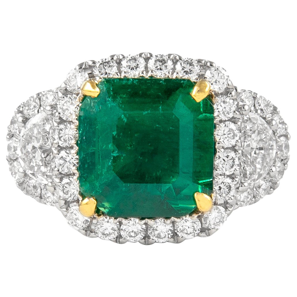 Alexander 3.26 Carat Emerald with Diamond Three Stone Halo Ring 18 Karat Gold For Sale