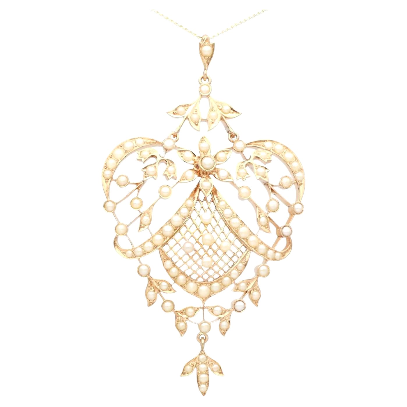 Pendentif victorien en or rose et perles naturelles en vente