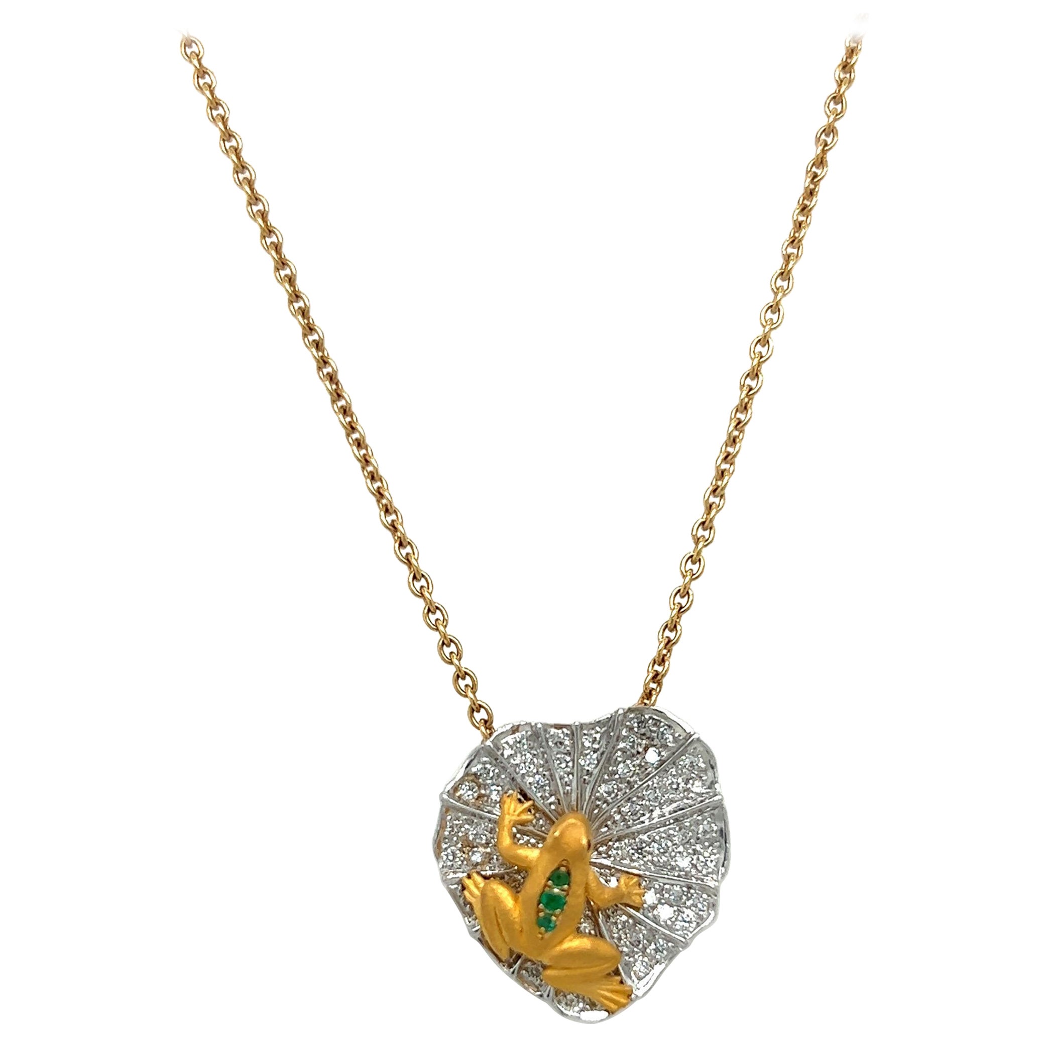 Carrera Y Carrera 18 Kt Yellow Gold Pendant Frog on a Diamond 0.39 Cts Lily Pad For Sale