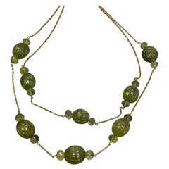 Collier de grenats verts et jaunes