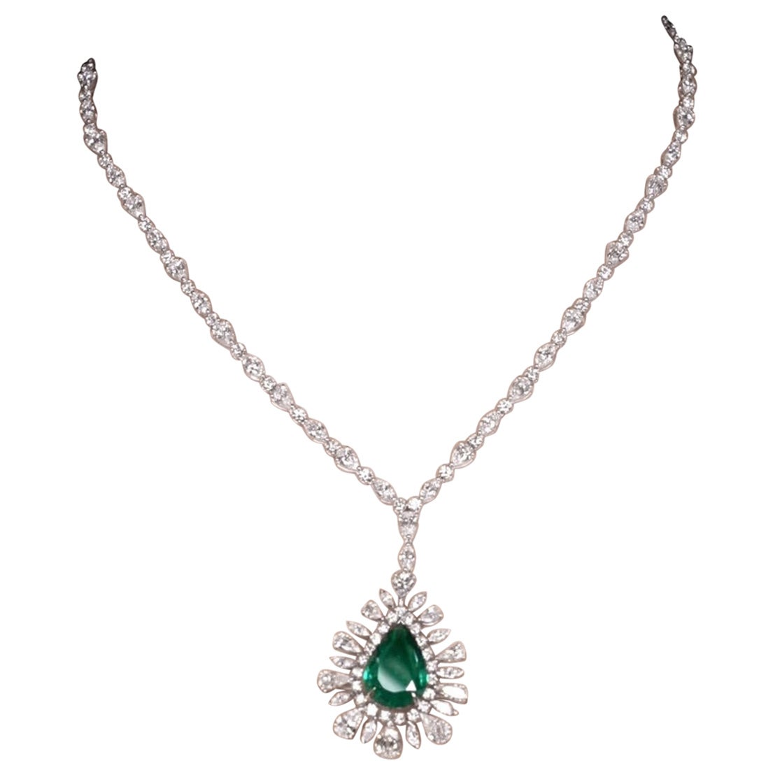 GIA Certified 9.34ct Columbian Green Emerald & Diamond Necklace  For Sale