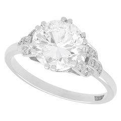 Bague de fiançailles solitaire en platine et diamant de 2.39 carats