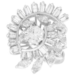 Anillo vintage en racimo de oro blanco y diamantes de 3,61 quilates