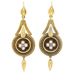 Boucles d'oreilles pendantes victoriennes en or 18 carats, perles et diamants taille ancienne, c. 1870