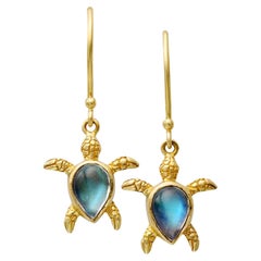 Steven Battelle 1.6 Carats Rainbow Moonstone 18K Gold Wire Turtle Earrings