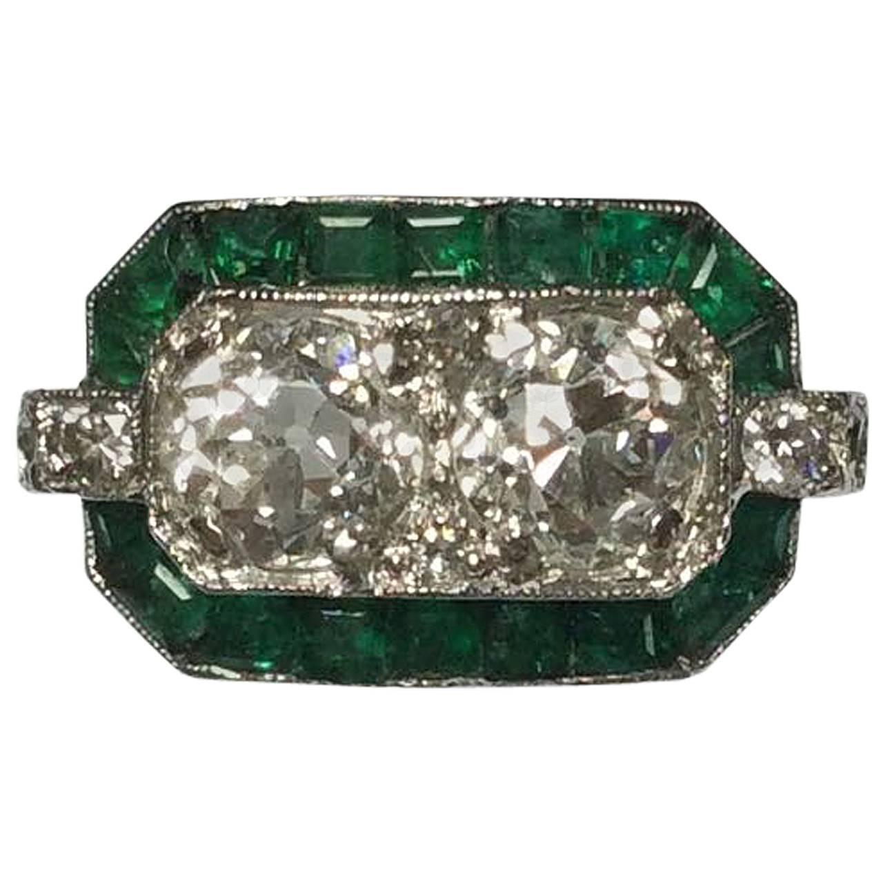 1910s Art Deco French Emerald Diamonds Platinum Ring For Sale