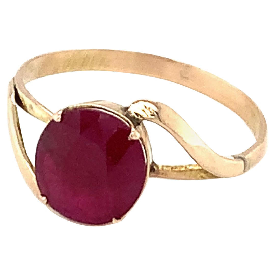 14K Yellow Gold Round Cut Solitaire Ruby Ring For Sale