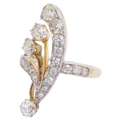 Art Deco Diamond 'Plume' Ring in 18 Karat Gold