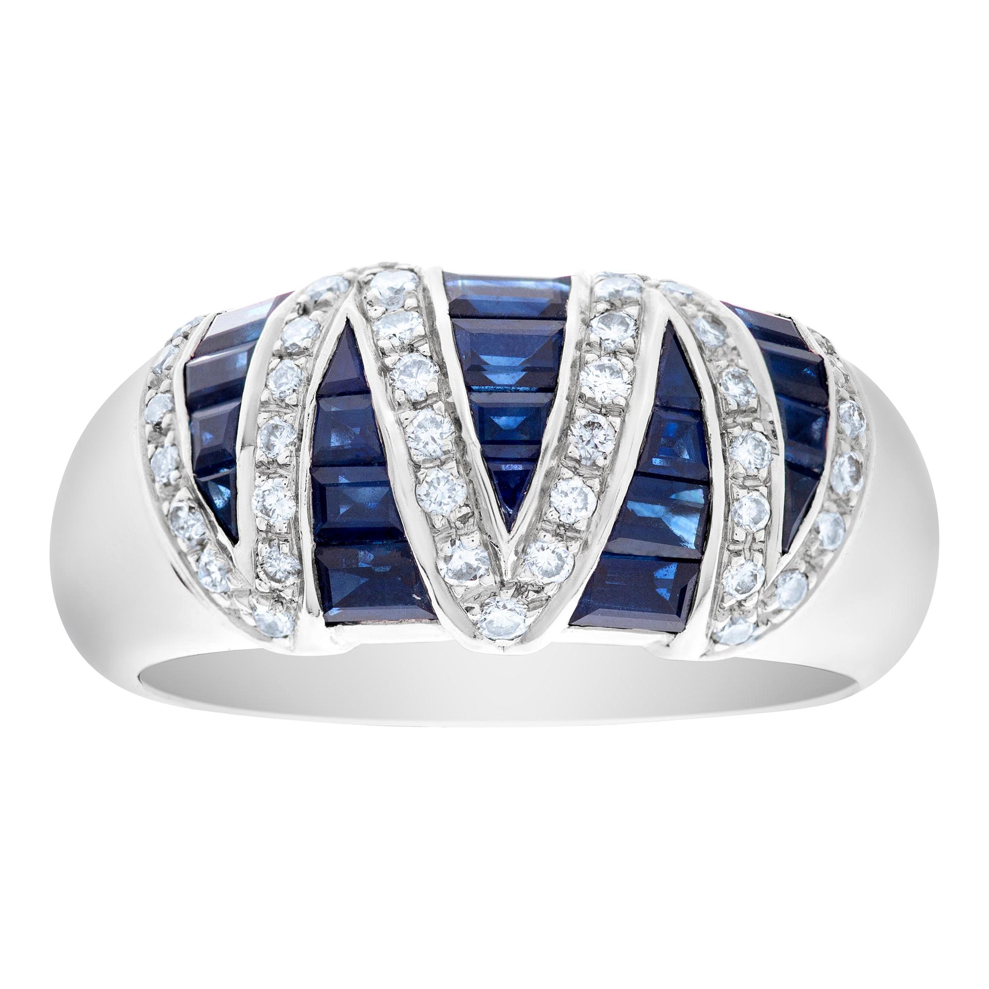 Sapphire and Diamond Ring in 18k White Gold For Sale