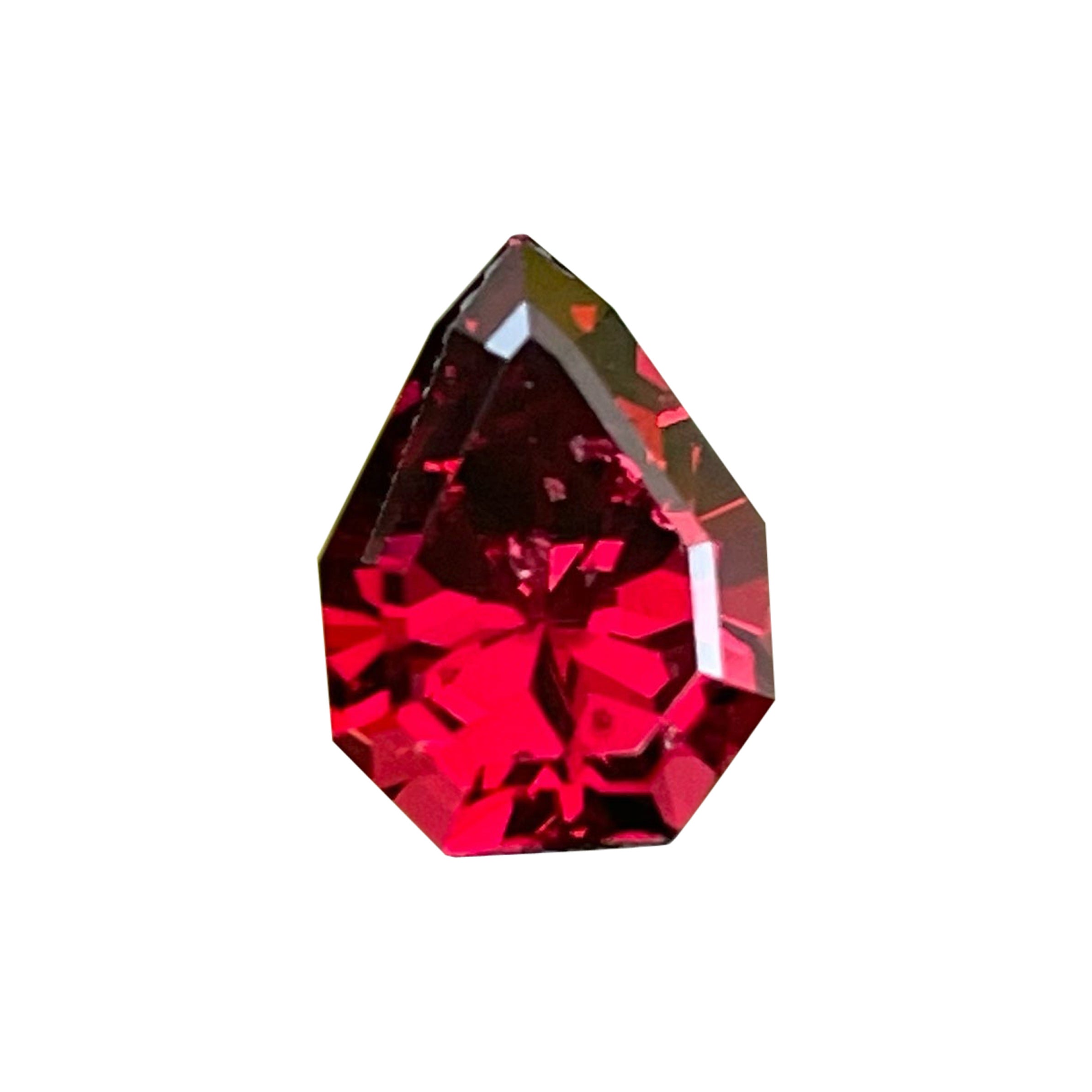 Bright Red Garnet Loose Gemstone 2.95 Carats Pear Garnet Faceted Garnet Jewelry For Sale