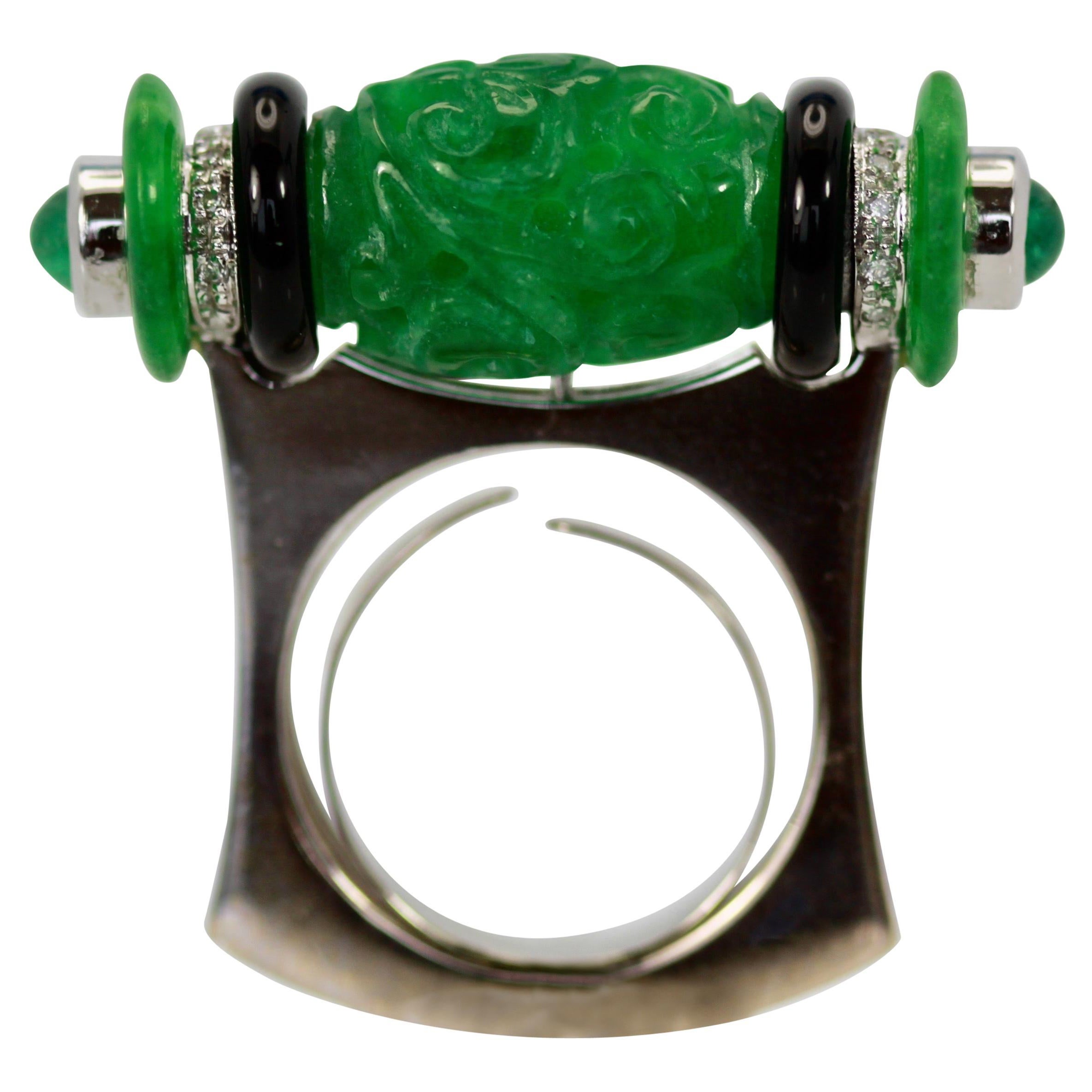 Carved Green Jade Black Onyx Cabochon Emerald Ring For Sale