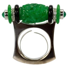 Retro Carved Green Jade Black Onyx Cabochon Emerald Ring