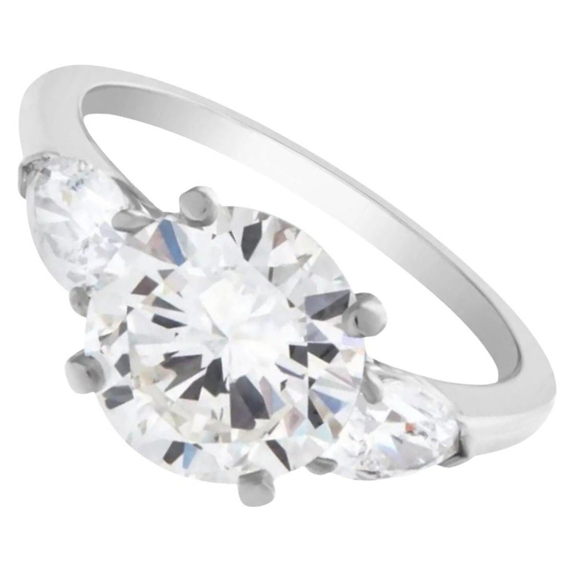 GIA Certified 1.50 Carat Round Cut White Gold Ring For Sale