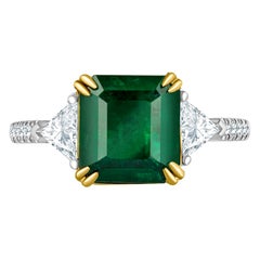Used Emilio Jewelry 3.72 Carat Gia Certified Vivid Green Emerald Diamond Ring