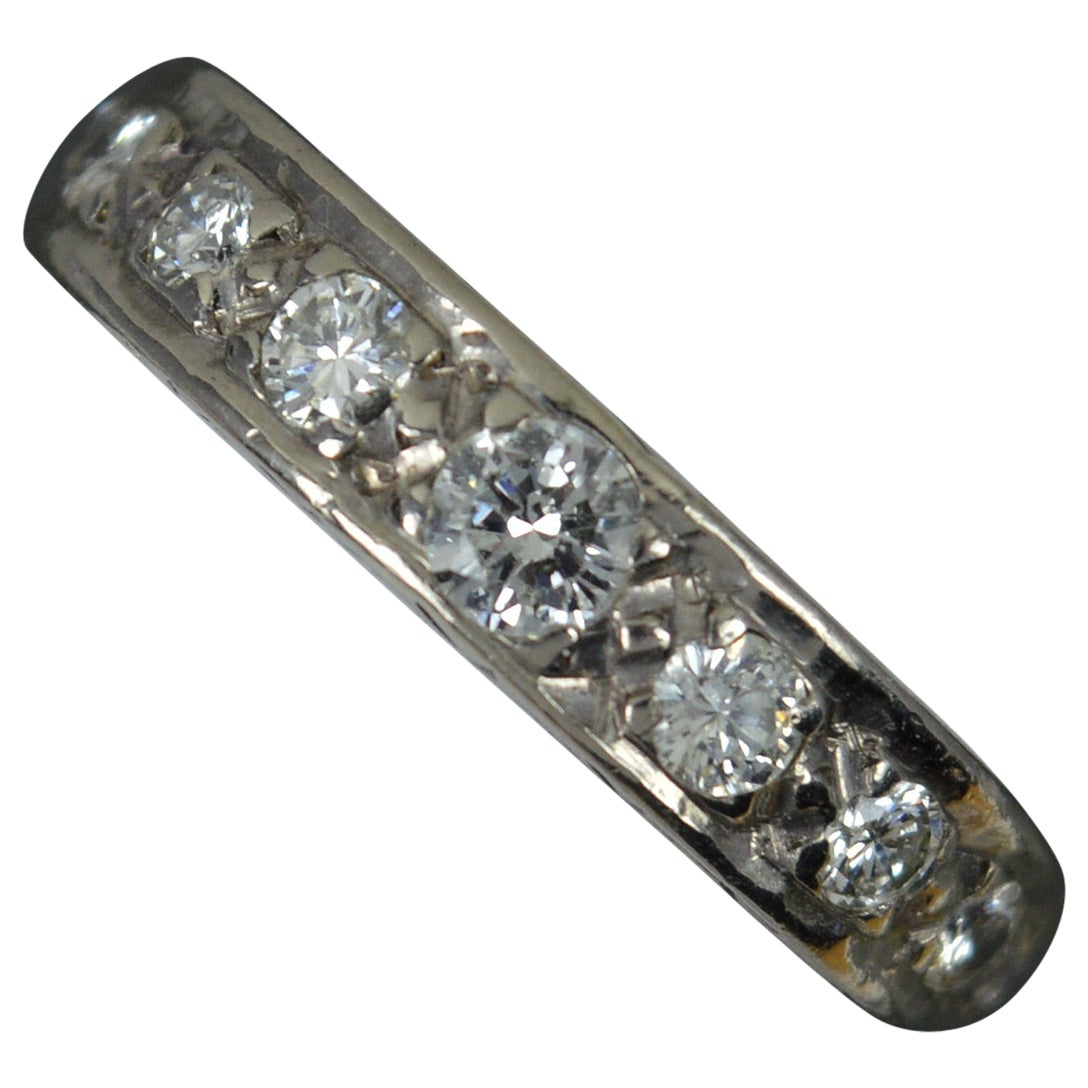 halber Eternity-Stack-Ring, 0,6 Karat Diamant und 18 Karat Weißgold im Angebot