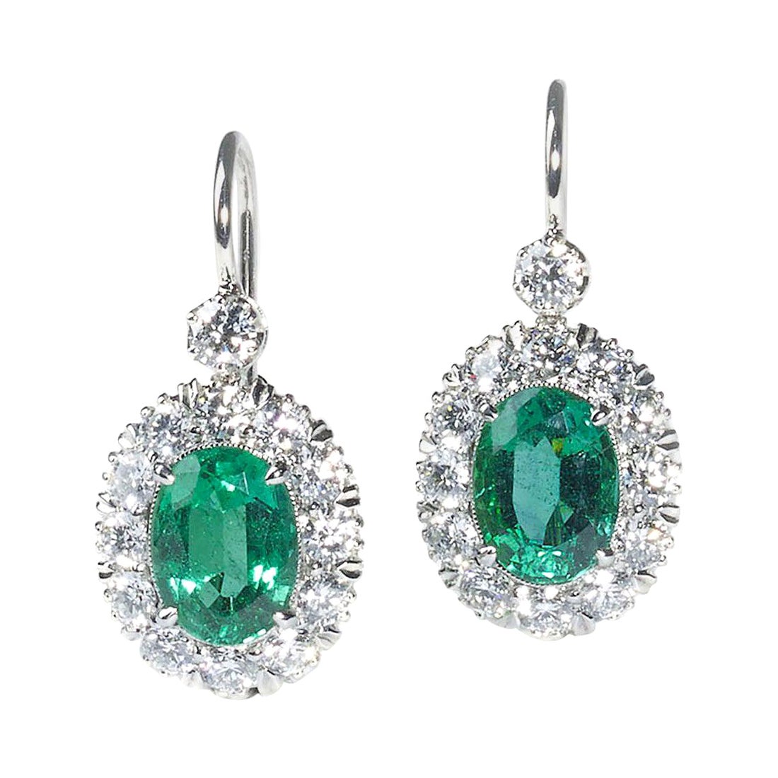 Smaragd-, Diamant- und Platin-Cluster-Ohrringe
