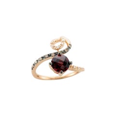 La bague Le Vian Chocolatier en rhodolite framboise et diamants chocolat