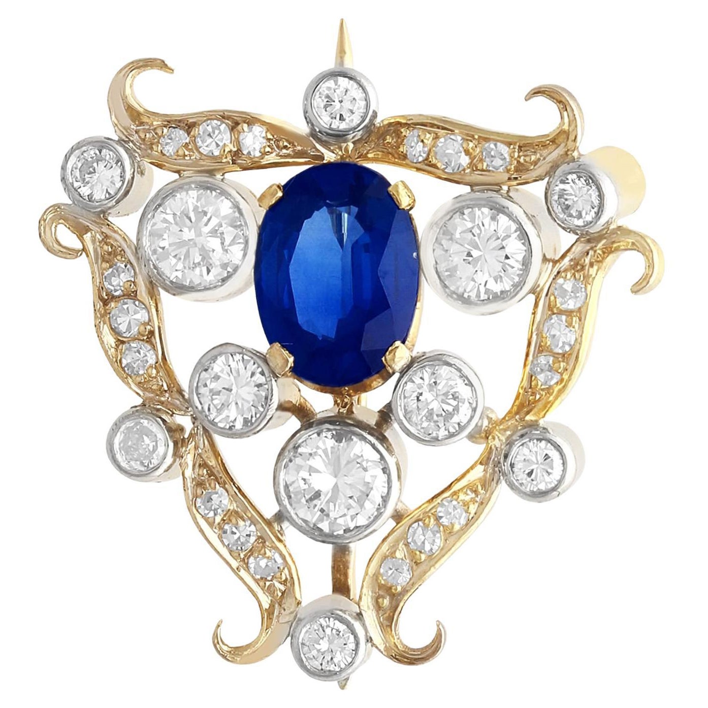 Antique 1.53 Carat Sapphire and 1 Carat Diamond Yellow Gold Brooch, Circa 1920 For Sale