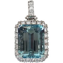 28.61 Carat Aquamarine Diamond Gold Custom Design Pendant