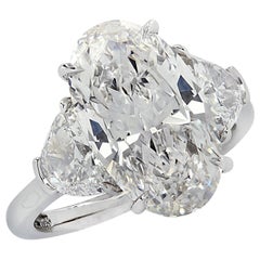 Anello di fidanzamento con diamante ovale da 5,13 carati certificato GIA di Vivid Diamonds