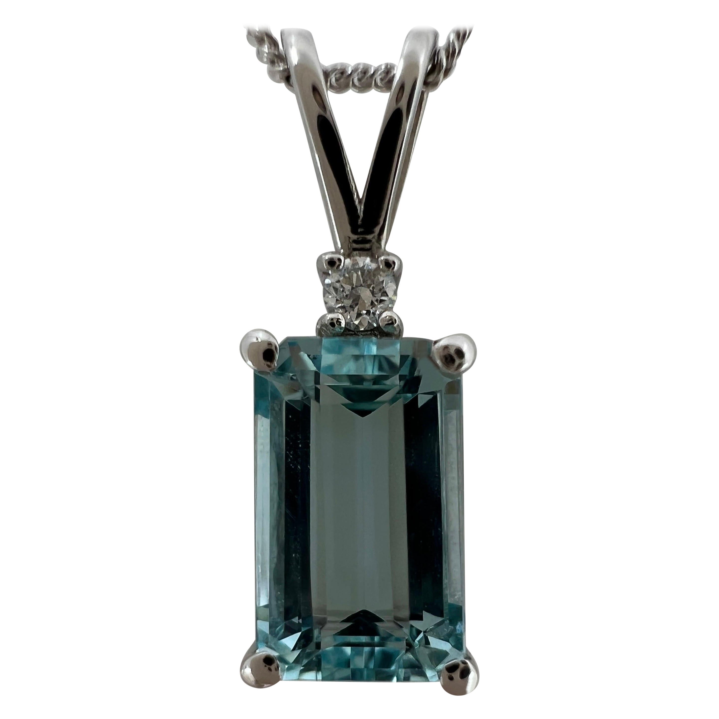 1.60ct Fine Blue Emerald Cut Aquamarine & Diamond 950 Platinum Pendant Necklace For Sale