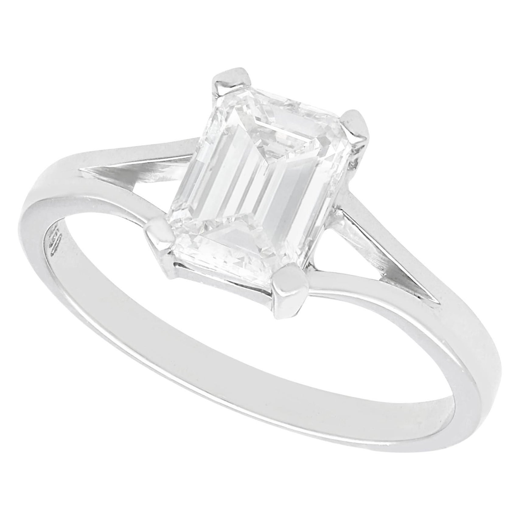 Bague solitaire vintage en or blanc et diamant de 1,21 carat en vente