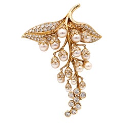Rene Boivin Paris Gem Set Brooch 18kt Gold with 14.09ctw in Diamonds and Pearls